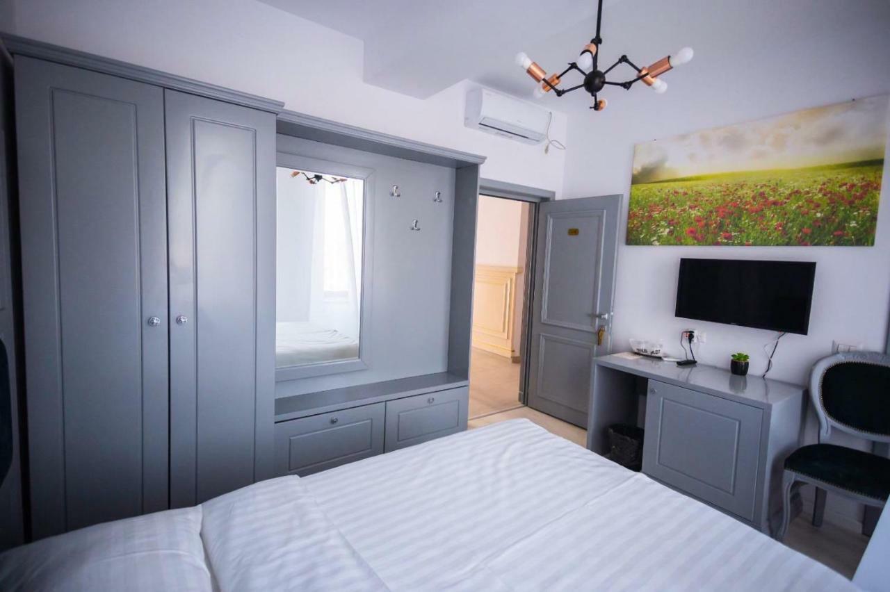 Hotel Glaris Tirgu Frumos Eksteriør billede